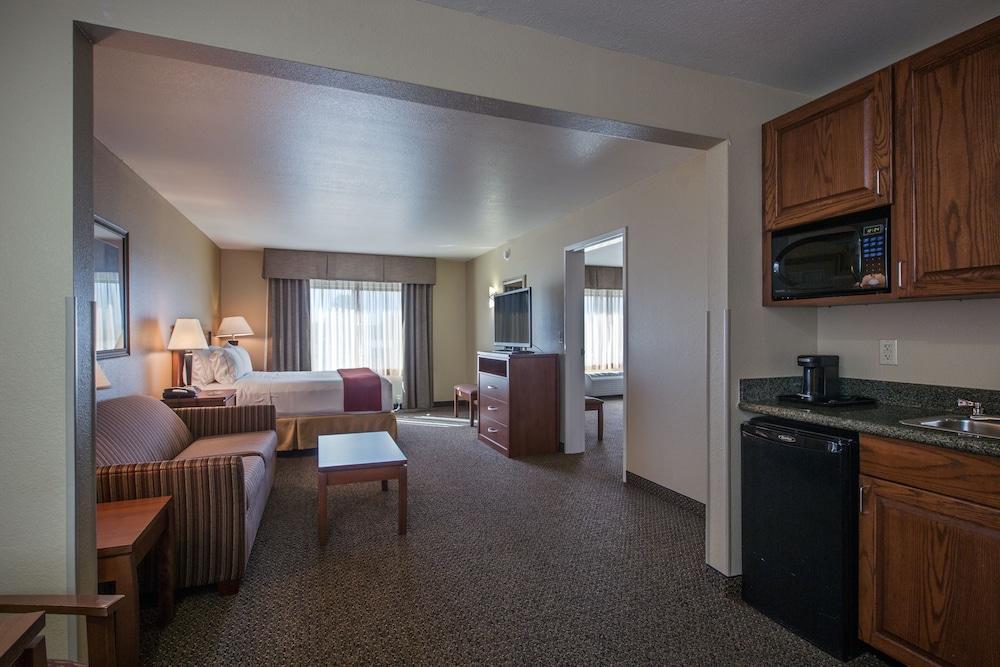 Holiday Inn Express Hotel & Suites Lewisburg By Ihg Eksteriør billede