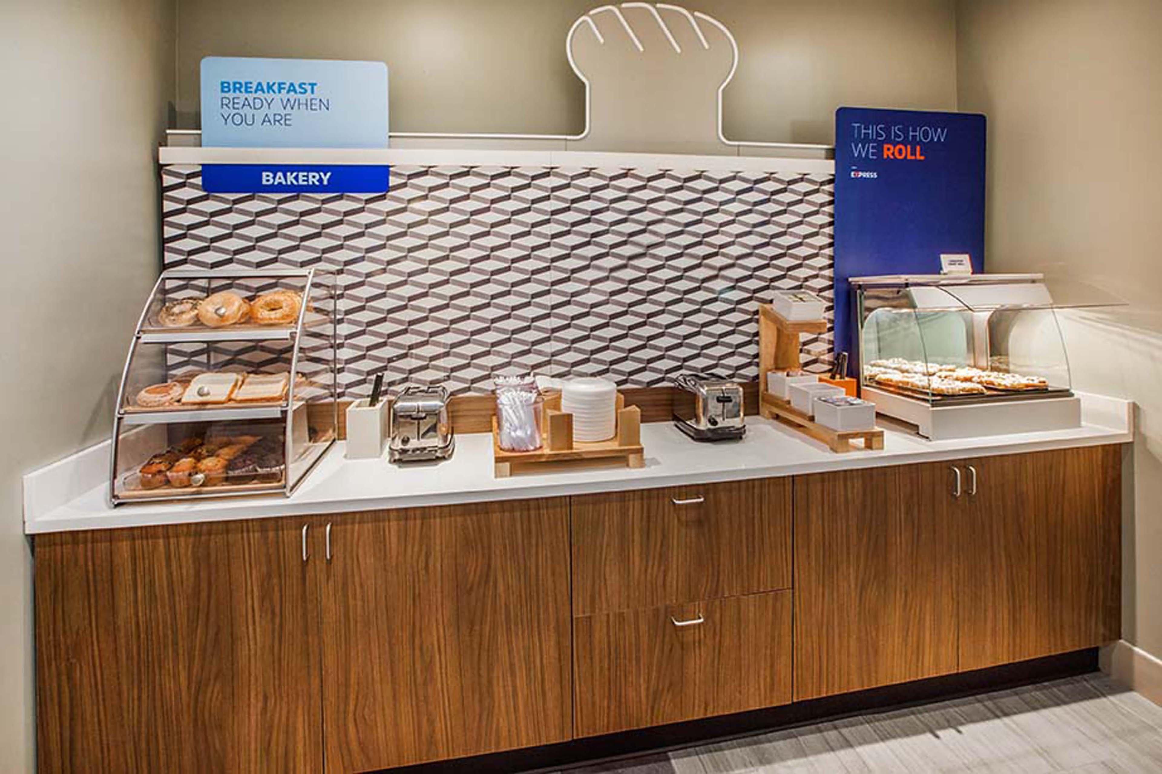 Holiday Inn Express Hotel & Suites Lewisburg By Ihg Eksteriør billede