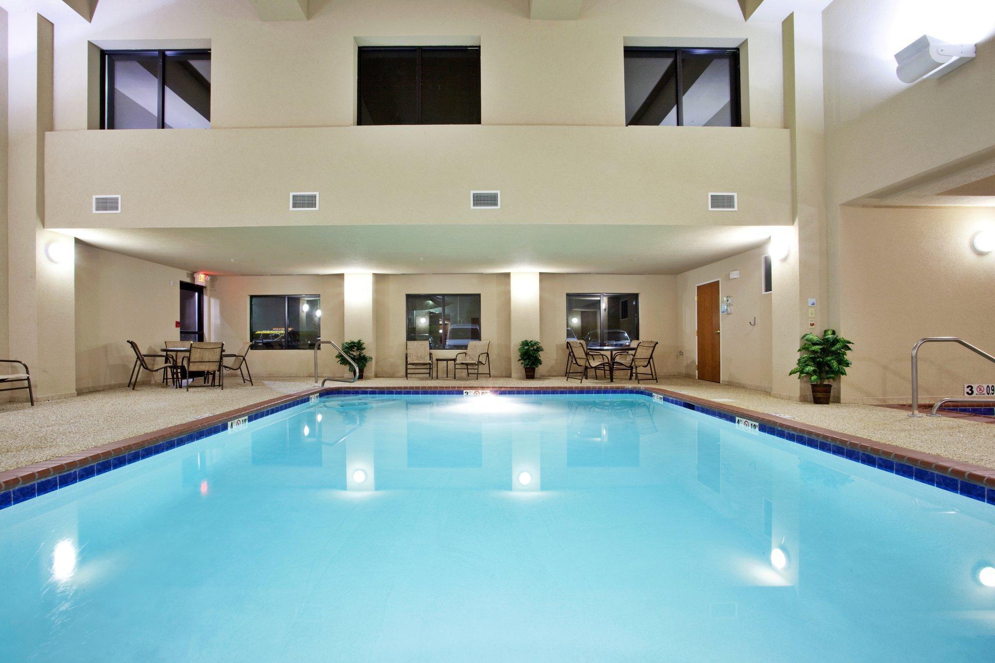 Holiday Inn Express Hotel & Suites Lewisburg By Ihg Eksteriør billede