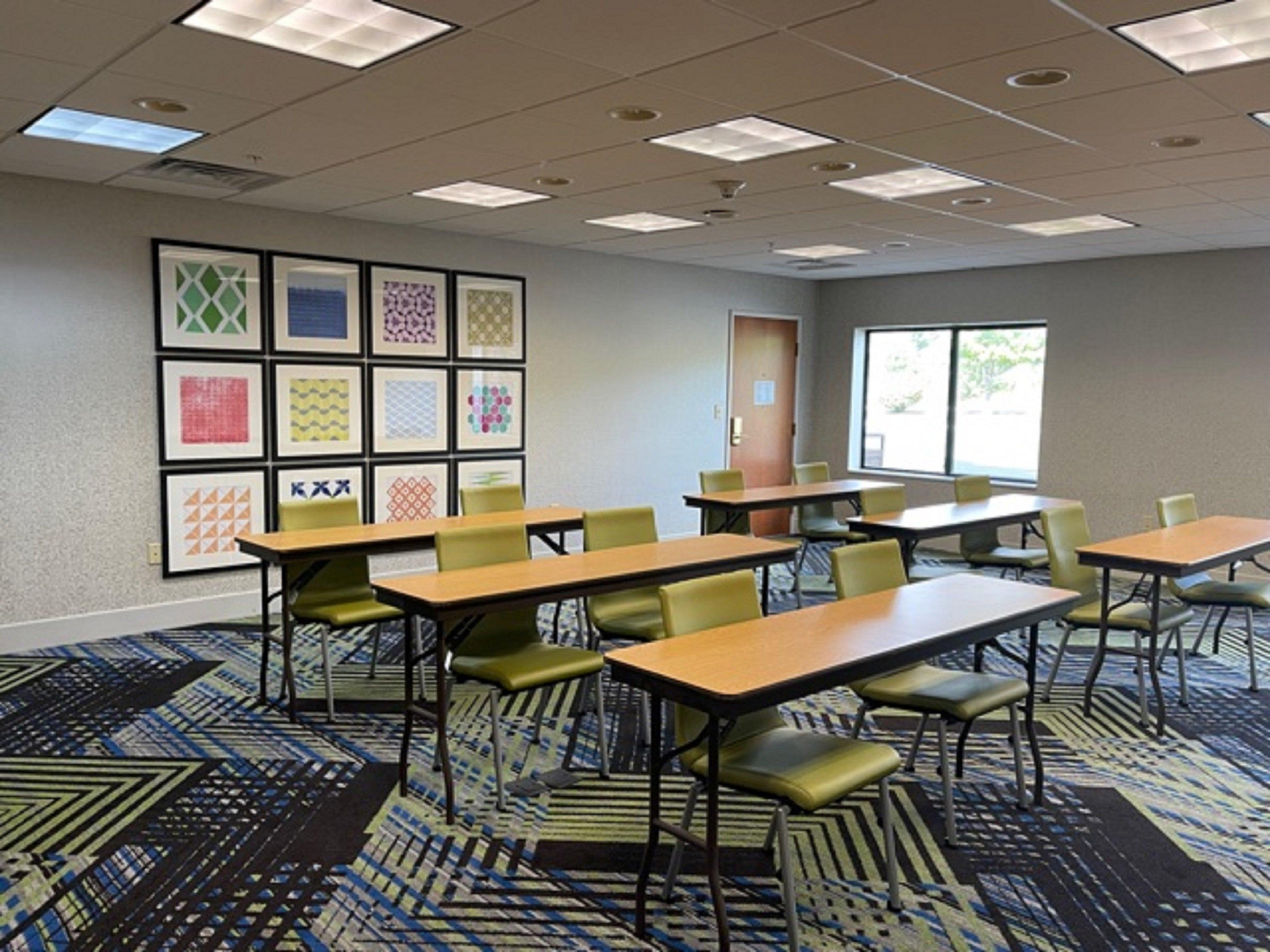 Holiday Inn Express Hotel & Suites Lewisburg By Ihg Eksteriør billede